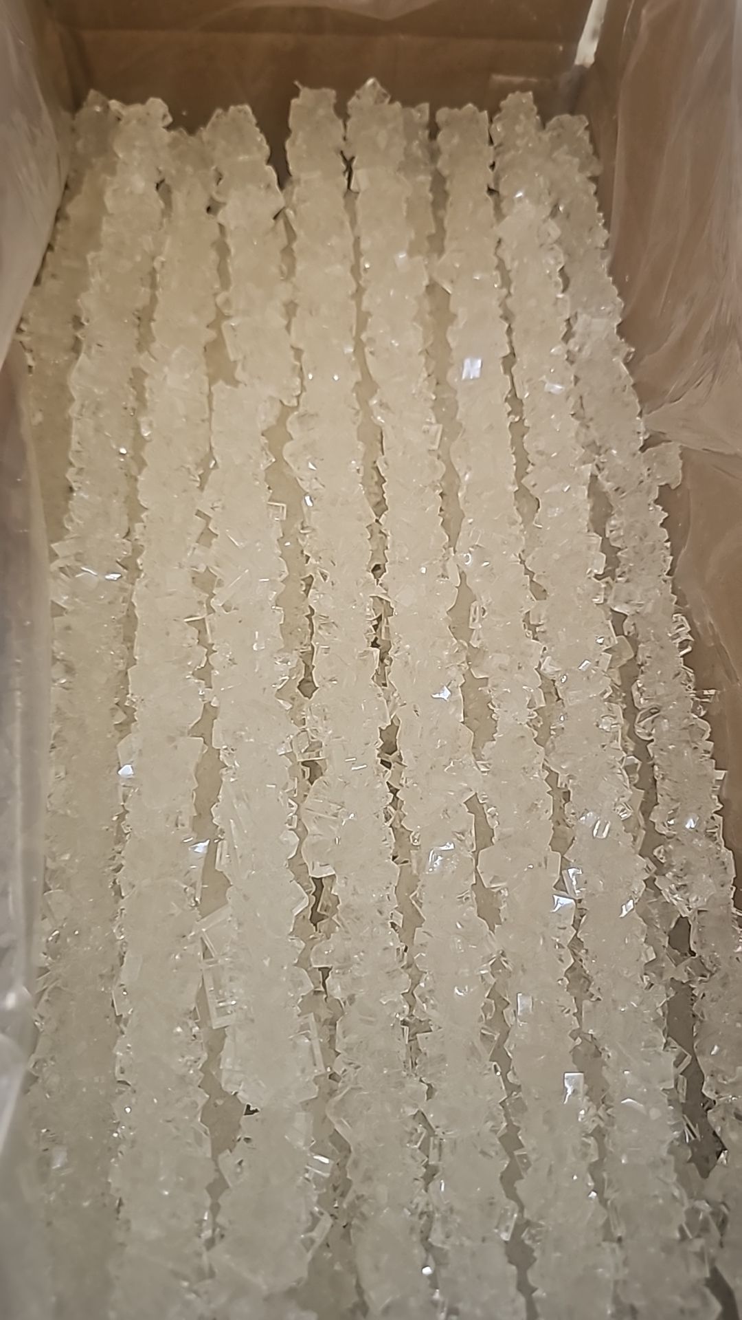 نبات شاخه سفید درجه یک کارتن 10 کیلویی نبات جنابی